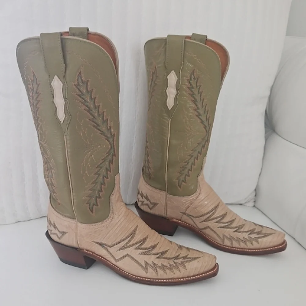 Lucchese Vintage Women's 1183 Exotic Cowboy Boots - Picture 2 of 15